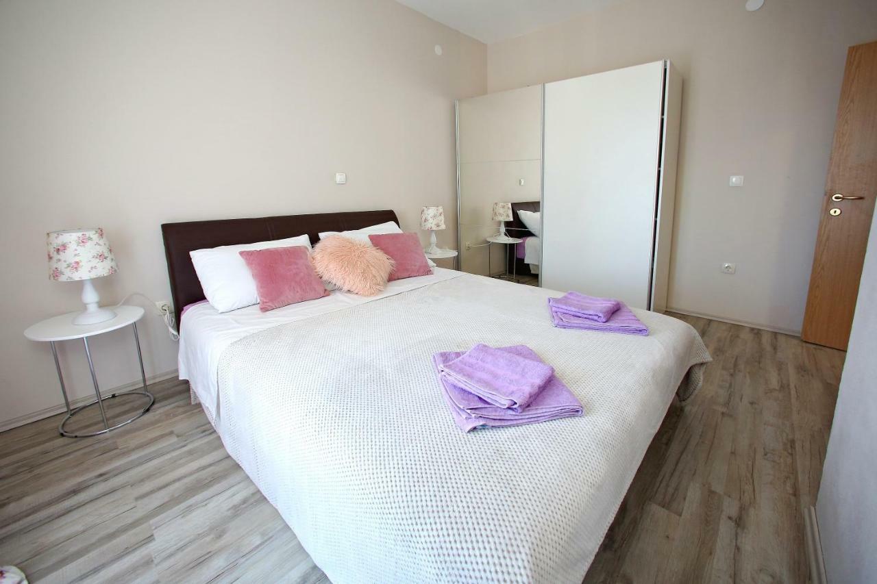 Apartments Sonia Sukosan Exterior photo