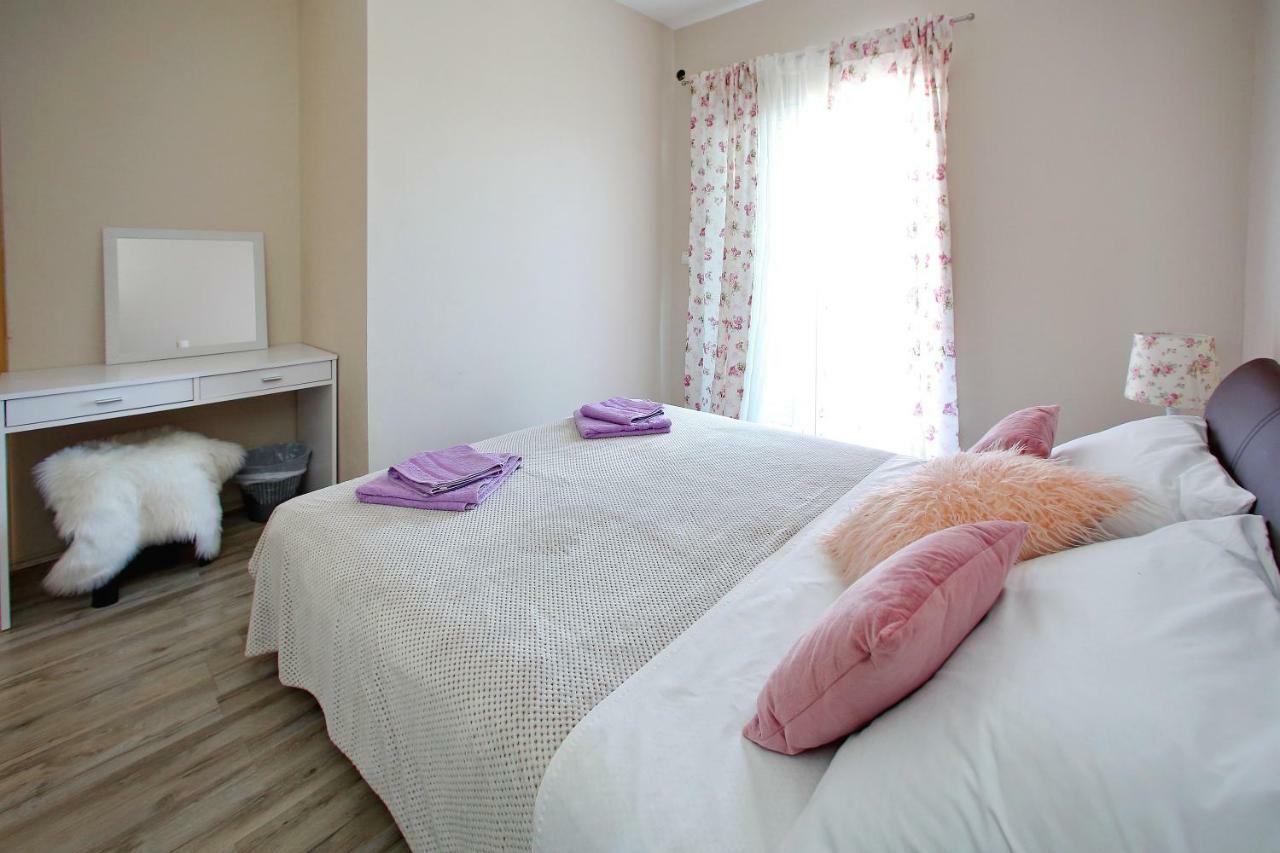 Apartments Sonia Sukosan Exterior photo